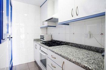 Accommodation Beach Apartments Valenza Esterno foto