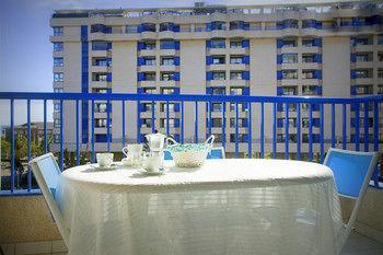 Accommodation Beach Apartments Valenza Esterno foto